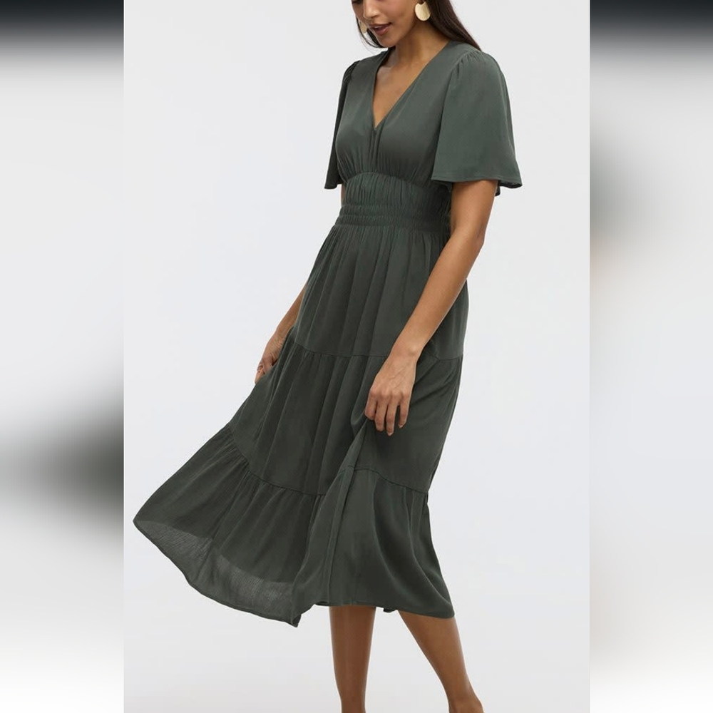 Reitmans Toni Fifi Flutter-Sleeve V-Neck Tiered Midi Dress